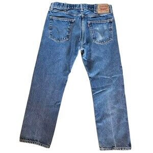 Levi's 505 Straight Fit Jeans Size 34X30 100% Cotton Zip Fly Classic Medium Wash